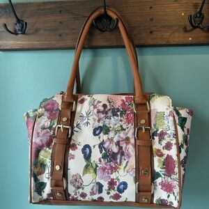 Gently Used Payless Blue & White Floral Quilted Crossbody Bag